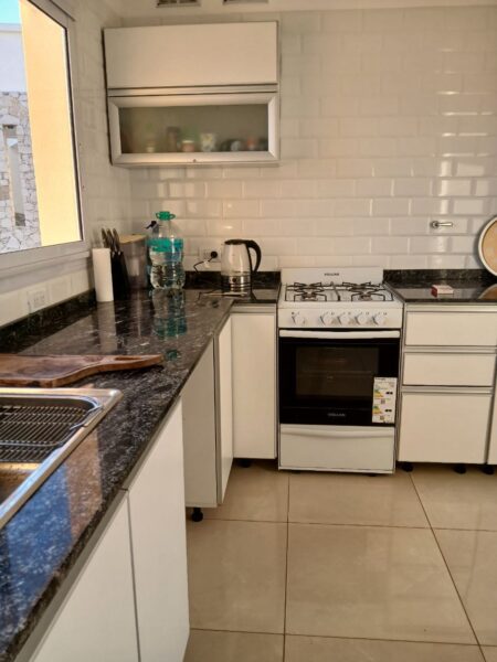 Casa a estrenar en country El Nacional club de campo.