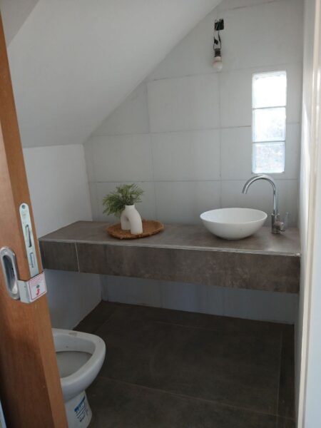 Casa a estrenar en Complejo Privado