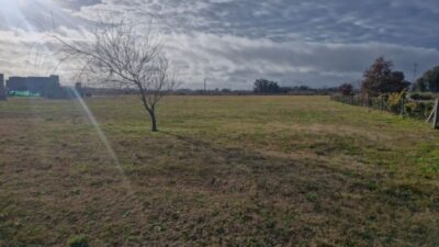 Lote en Comarcas de Lujan